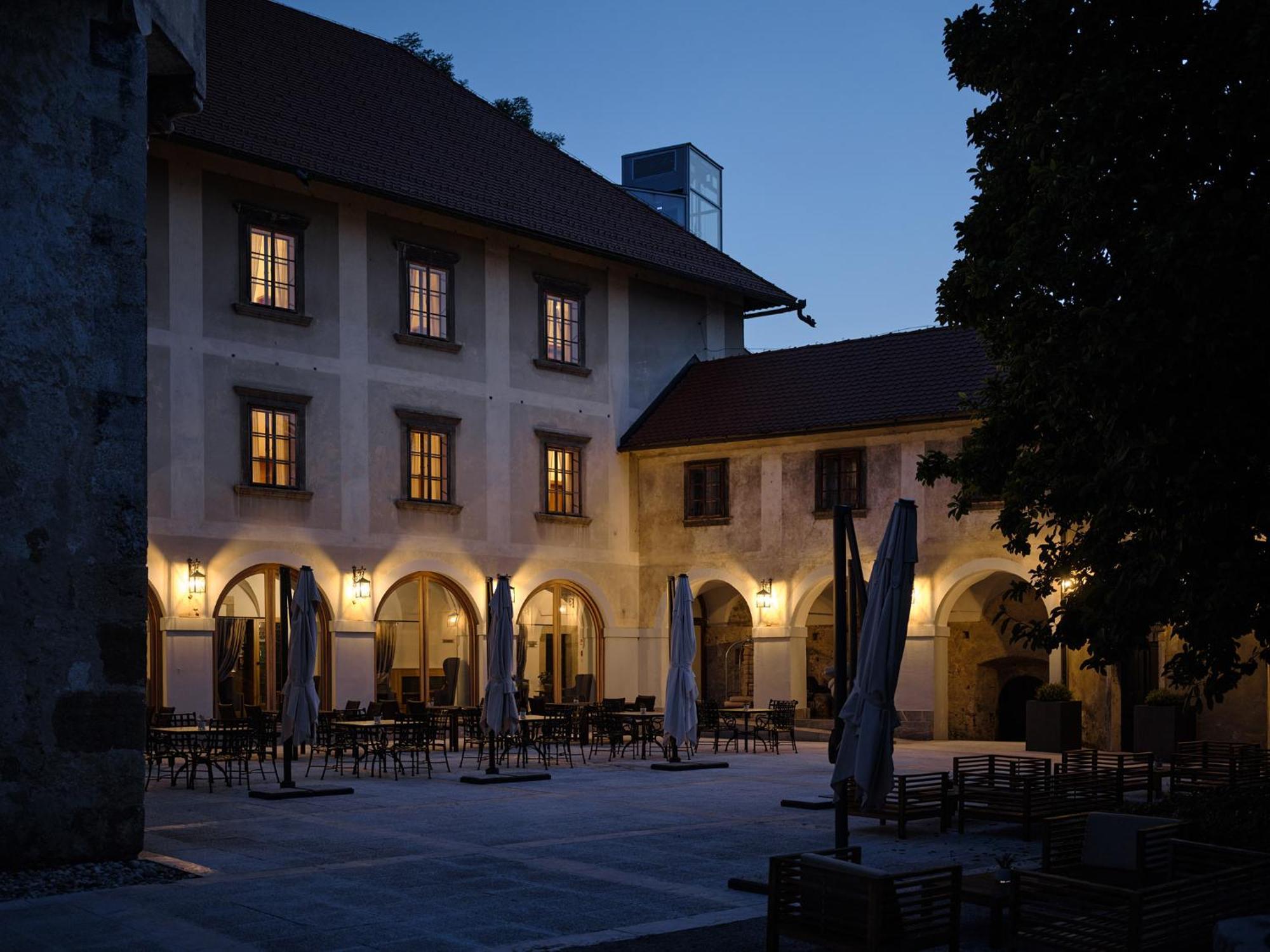 Hotel Grad Otocec - Relais Chateaux Exterior foto