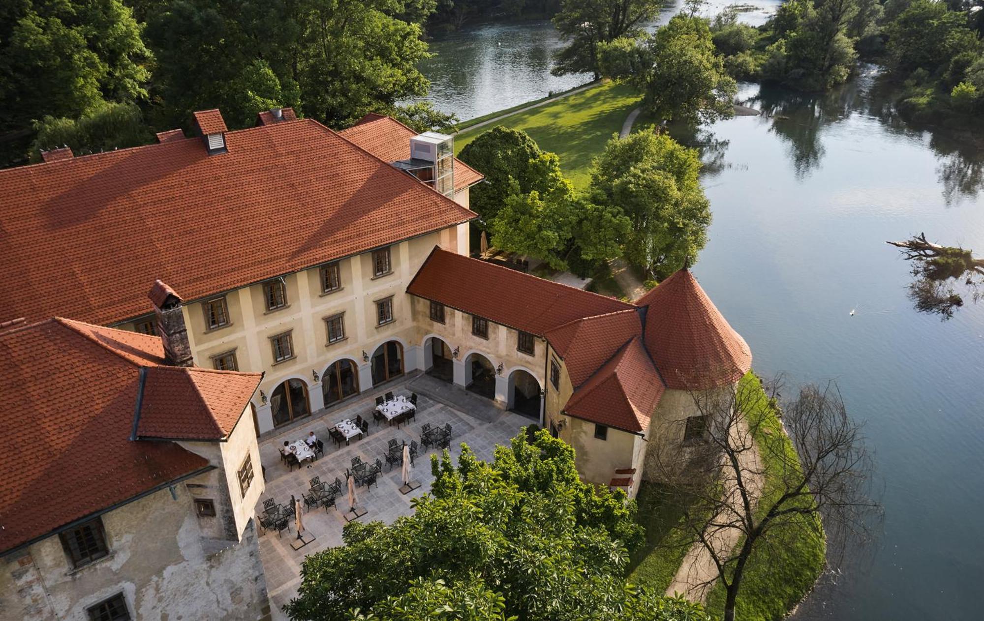 Hotel Grad Otocec - Relais Chateaux Exterior foto
