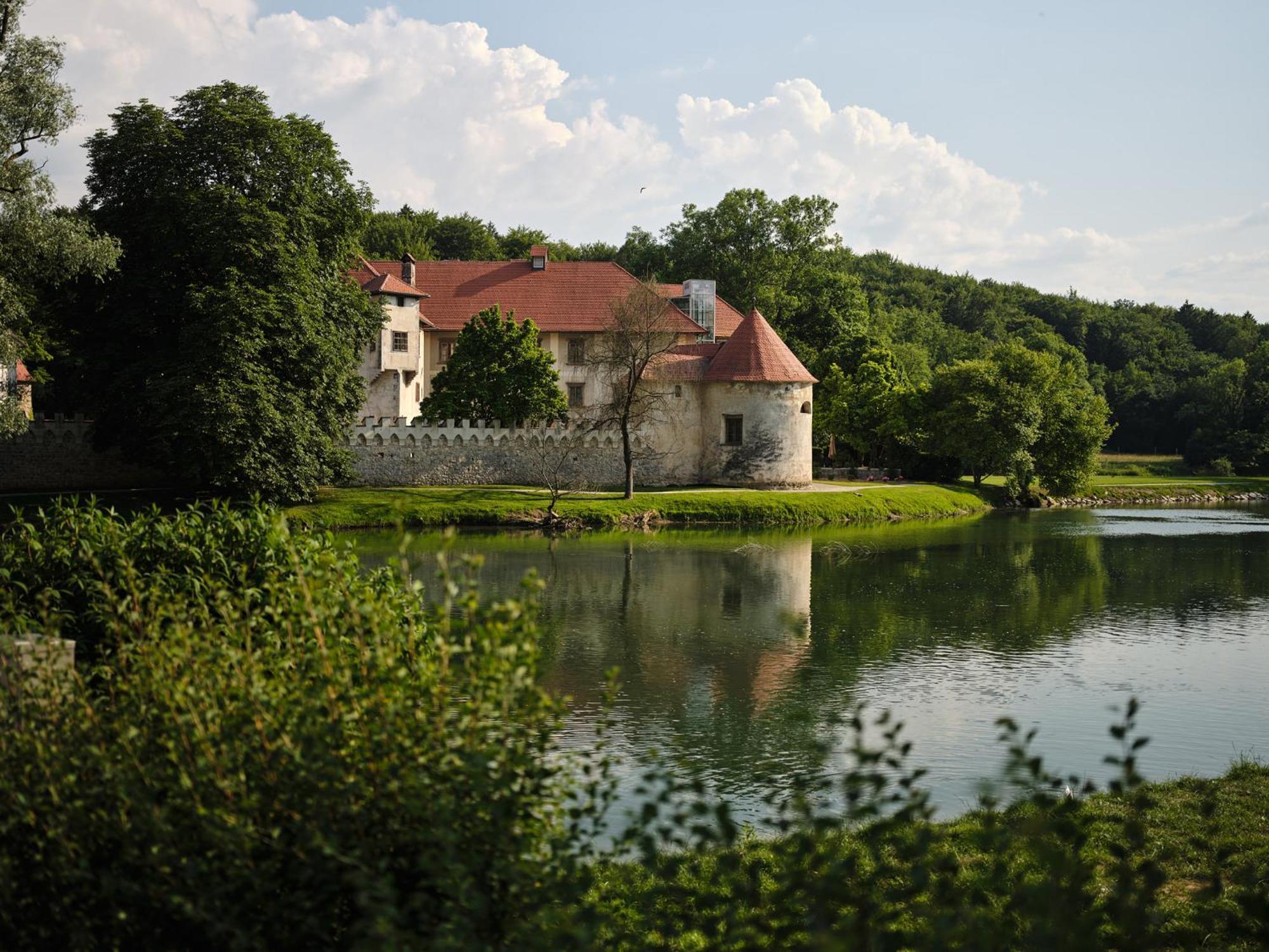 Hotel Grad Otocec - Relais Chateaux Exterior foto