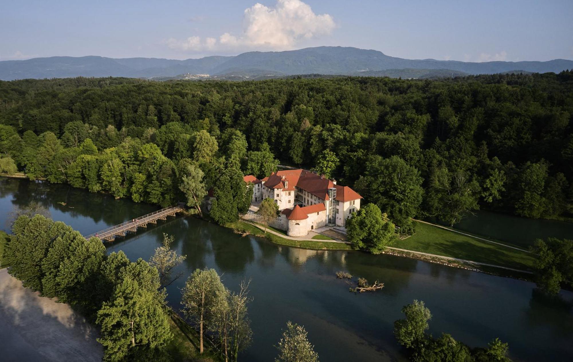 Hotel Grad Otocec - Relais Chateaux Exterior foto